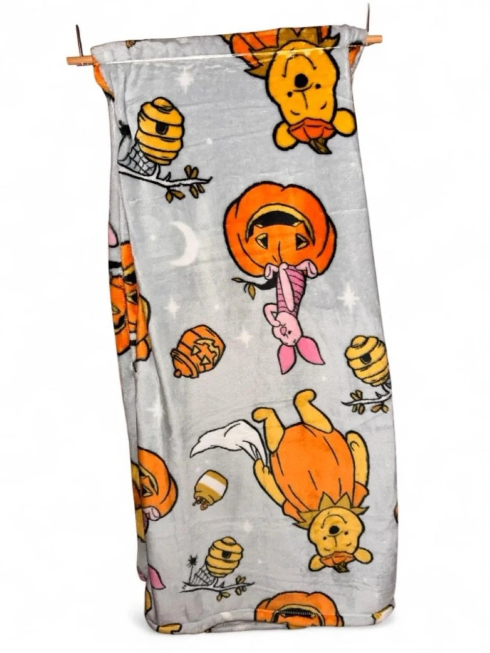 Disney Winnie the Pooh Halloween Plush Throw Blanket - Gray & Orange